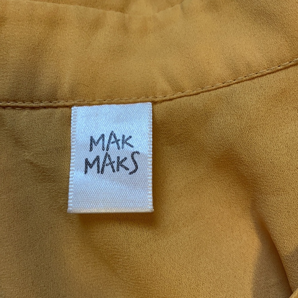 🎉 Mustard Ruffle Blouse - Picture 6 of 9